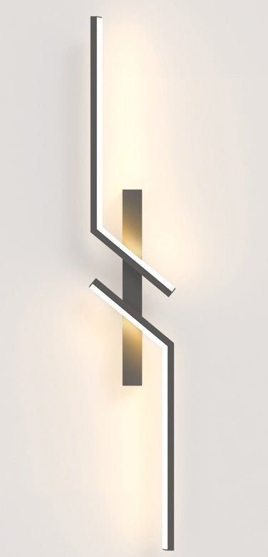 Lumiglow - Iron LED Wall Lamp, Elegant Contemporary Lighting for Sophisticated Interiors